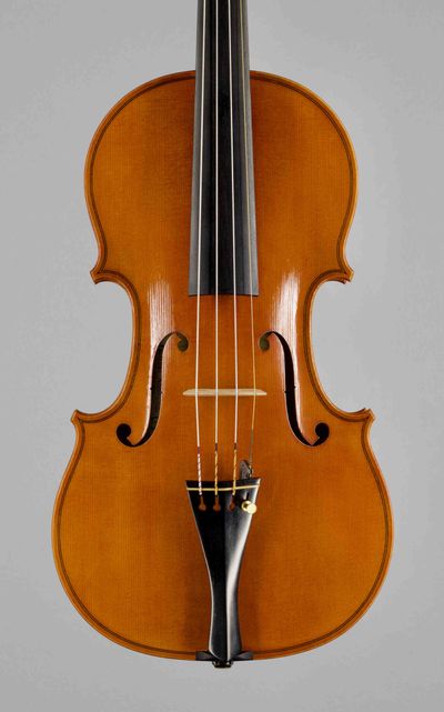 built after the Model of A. Stradivari's "Mediceo" 1716
