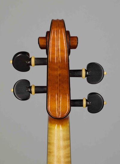 built after the Model of A. Stradivari's "Mediceo" 1716